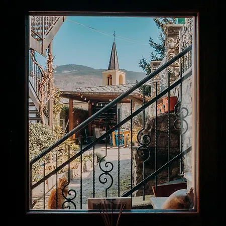 Le Du Village Apartment